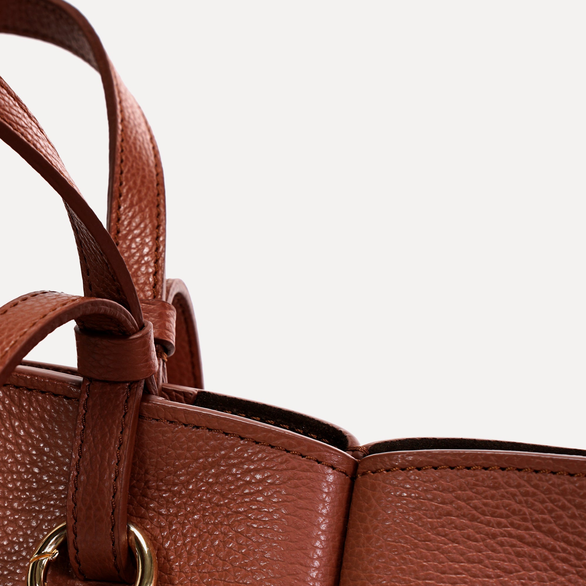 Maxi Voulez-Vous Bag, Textured Leather, Cinnamon